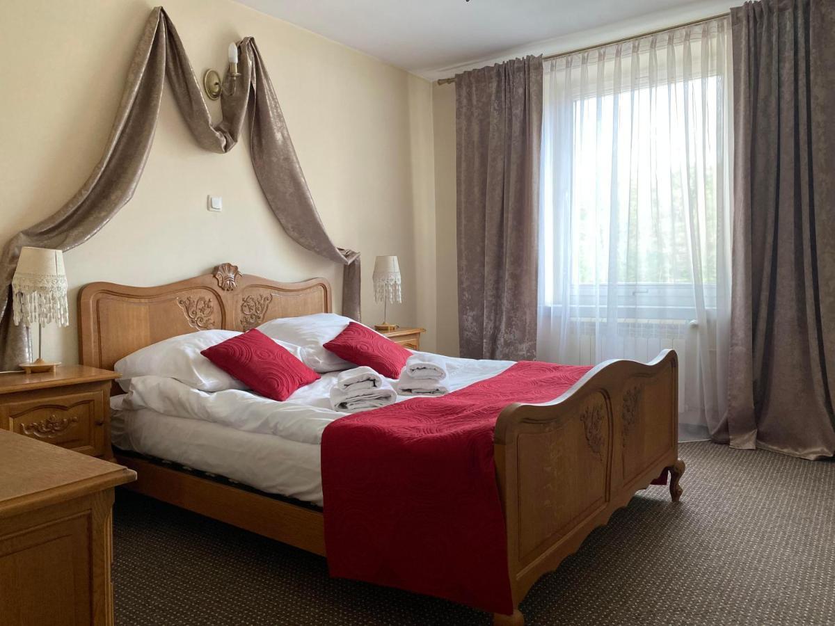 Obiekt "Czarny Rycerz" Aparthotel Jastrzębie Zdrój Exterior foto